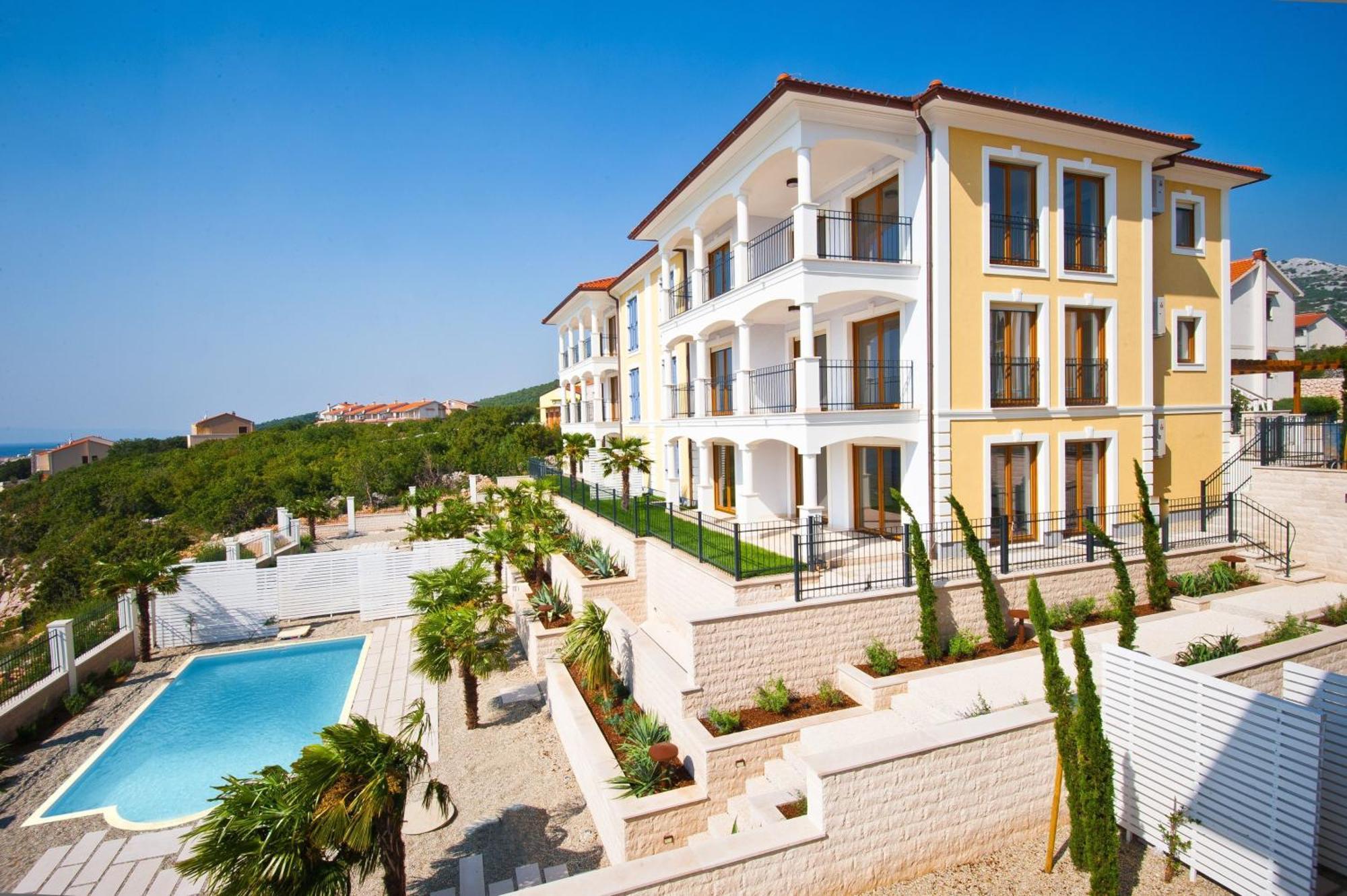 Apartments Poville Residence Povile Ruang foto